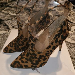 Ankle booties